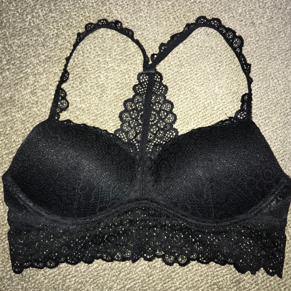 Black Lace Bralette - GILLY HICKS